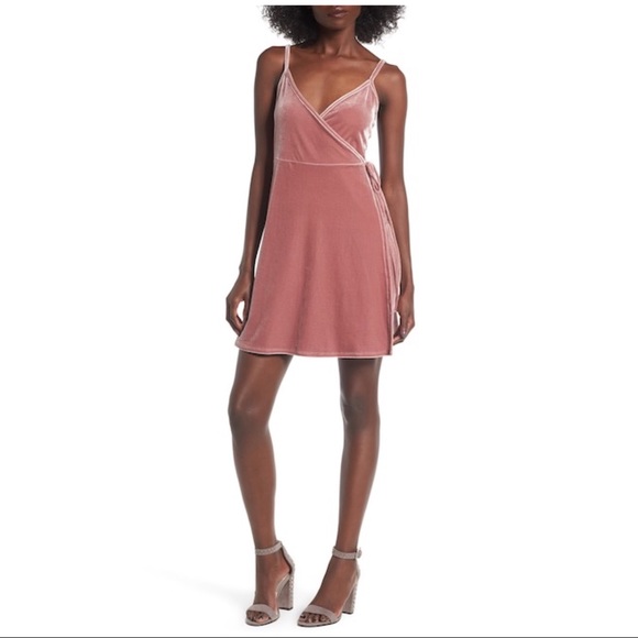 BP VELVET WRAP DRESS - Picture 2 of 6